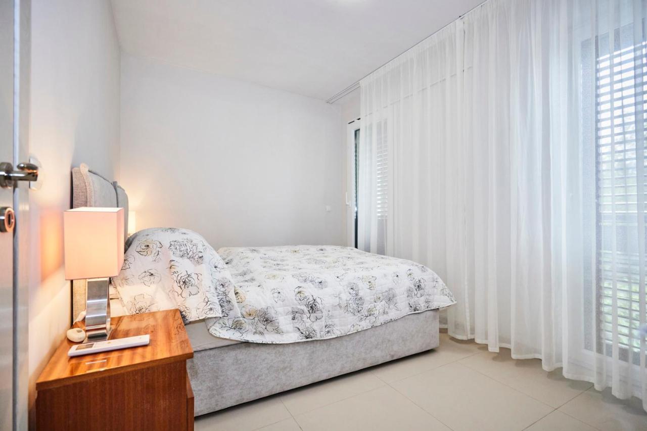 Villa Grdelina Supetar Luaran gambar